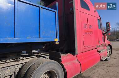 Тягач Kenworth T2000 2003 в 