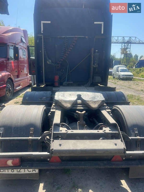 Тягач Kenworth T2000 2001 в Одесі