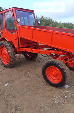 Трактор сільськогосподарський ХТЗ Т-16 1993 в Мукачевому