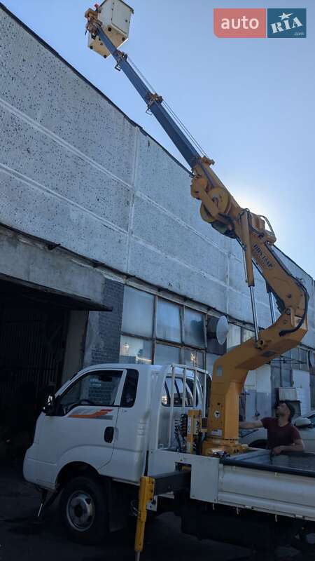 Автовышка Kia Bongo 2017 в Одессе