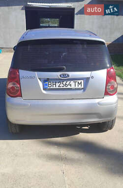 Внедорожник / Кроссовер Kia Borrego 2008 в Ивано-Франковске