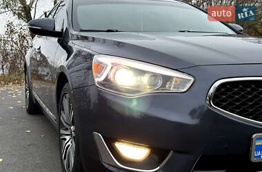 Седан Kia Cadenza 2013 в Дніпрі