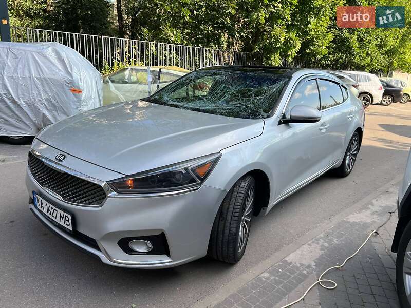Kia Cadenza 2016