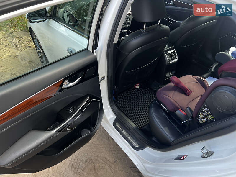Седан Kia Cadenza 2017 в Днепре фото 9 Седан Kia Cadenza 2017 в Днепре