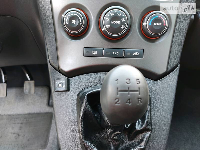 Мінівен Kia Carens 2008 в Козятині