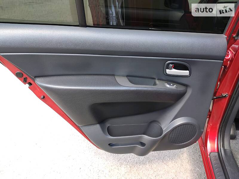 Мінівен Kia Carens 2008 в Козятині