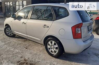 Минивэн Kia Carens 2009 в Тернополе