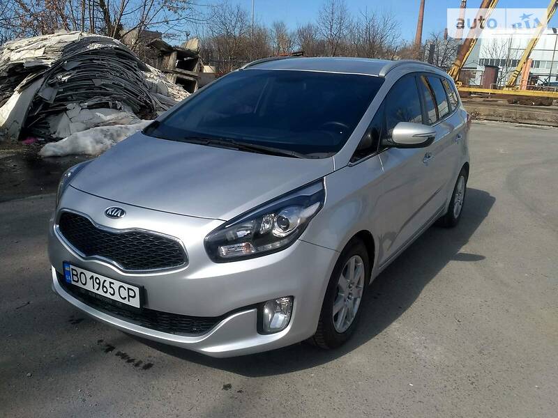 Минивэн Kia Carens 2013 в Тернополе