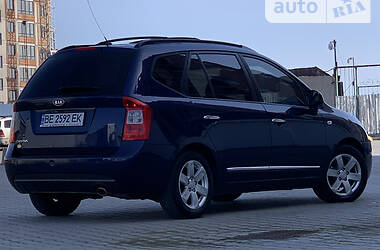 Хетчбек Kia Carens 2006 в Одесі