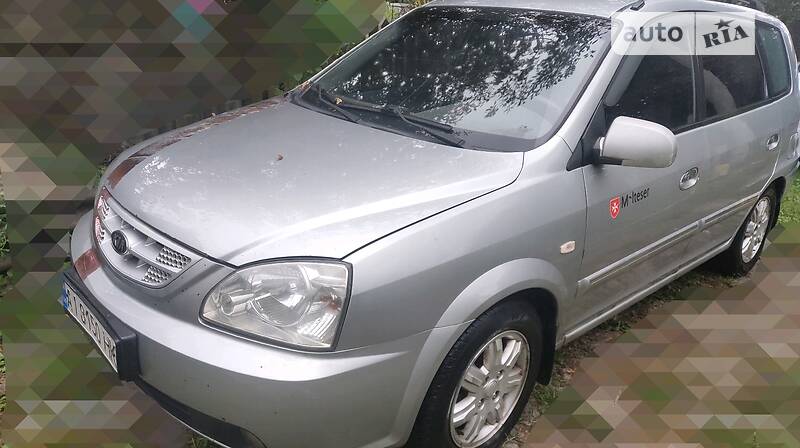 Kia Carens