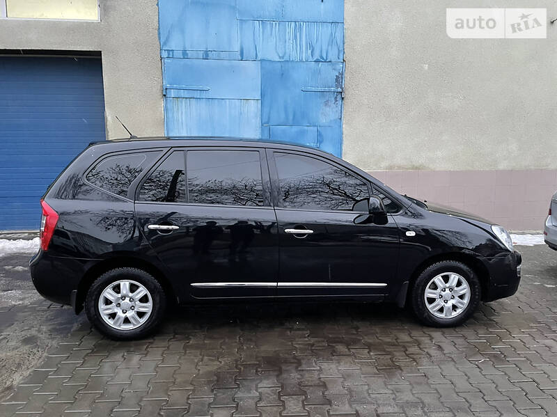 Мінівен Kia Carens 2007 в Дрогобичі
