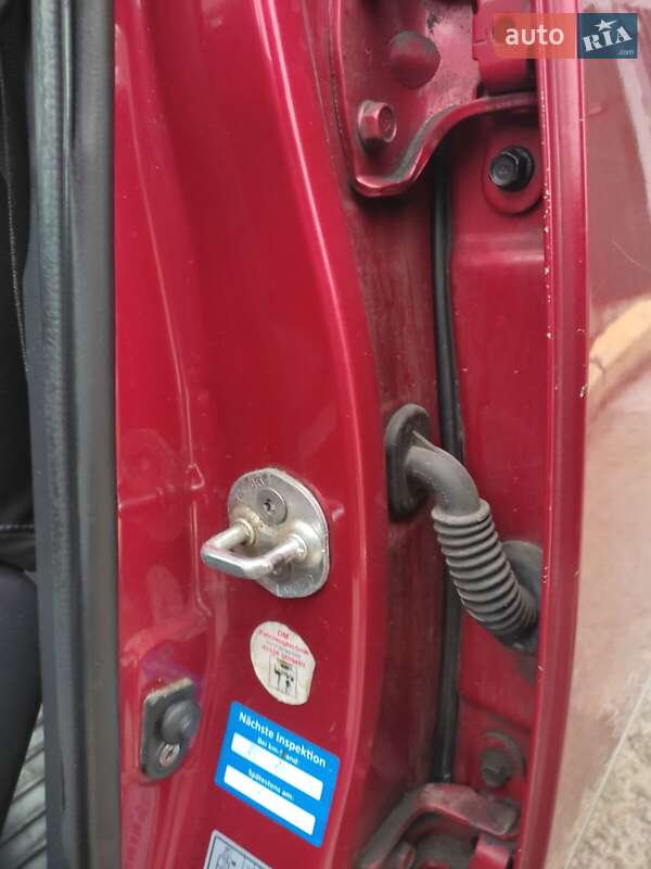 Мінівен Kia Carens 2007 в Покрові