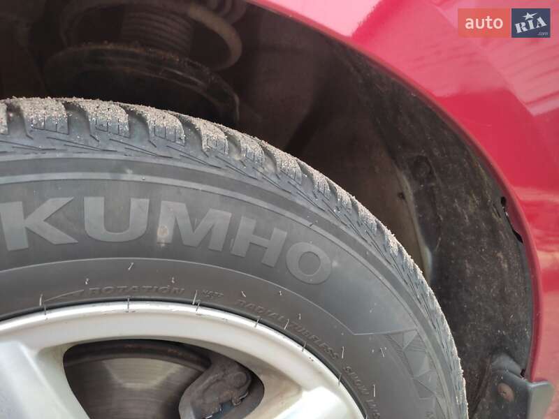 Мінівен Kia Carens 2007 в Покрові