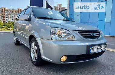 Универсал Kia Carens 2003 в Киеве