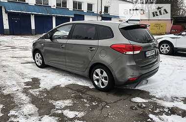 Универсал Kia Carens 2016 в Полтаве