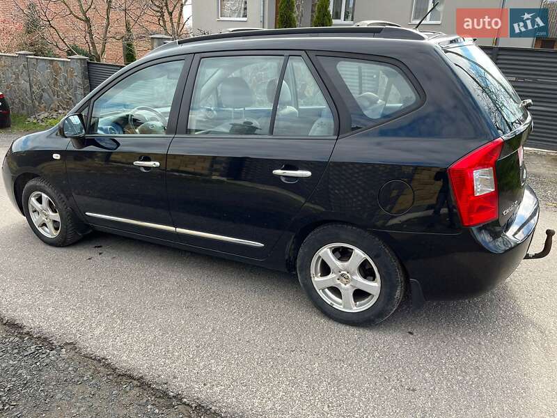 Универсал Kia Carens 2007 в Луцке