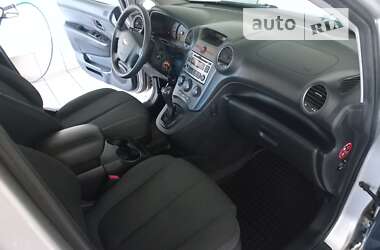Минивэн Kia Carens 2006 в 