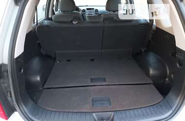 Минивэн Kia Carens 2006 в 