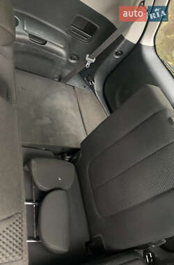 Минивэн Kia Carens 2008 в 