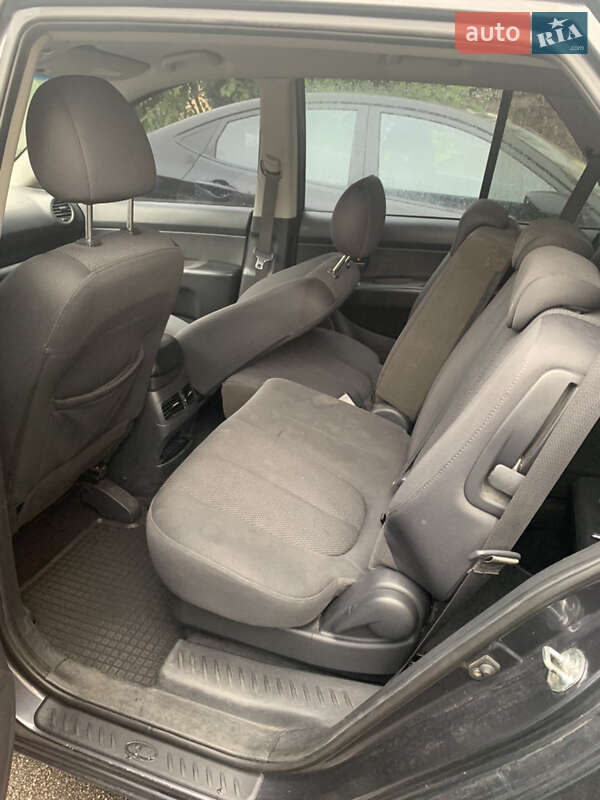 Мінівен Kia Carens 2008 в Києві фото 34 Мінівен Kia Carens 2008 в Києві