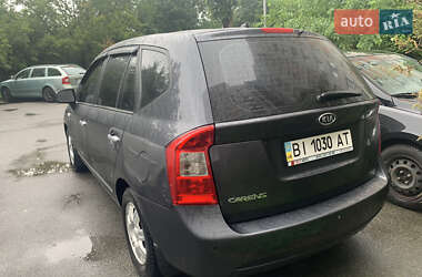 Минивэн Kia Carens 2008 в 