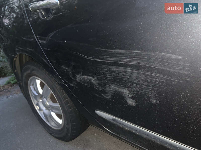 Мінівен Kia Carens 2008 в Києві фото 6 Мінівен Kia Carens 2008 в Києві