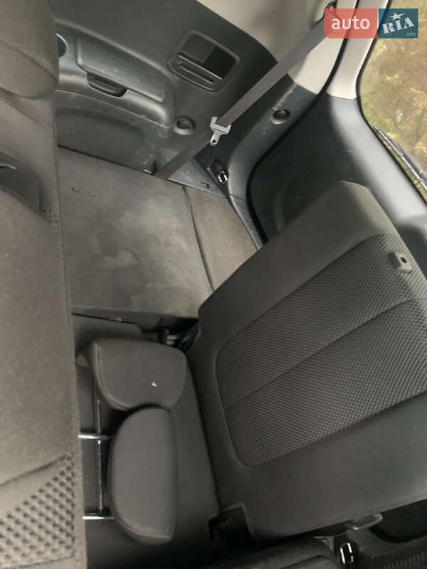 Мінівен Kia Carens 2008 в Києві фото 23 Мінівен Kia Carens 2008 в Києві