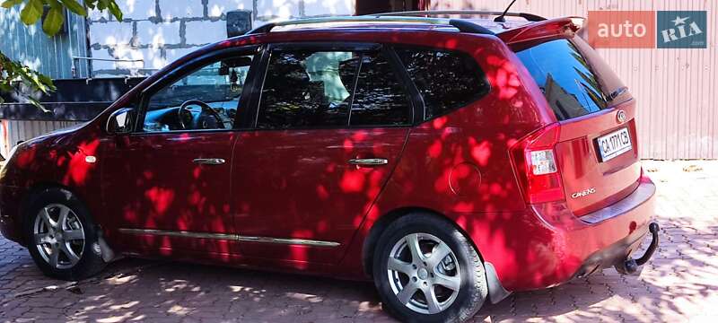 Минивэн Kia Carens 2008 в Умани фото 32 Минивэн Kia Carens 2008 в Умани