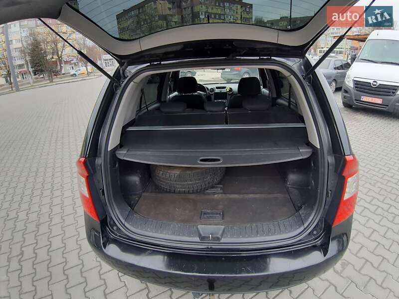 Мінівен Kia Carens 2007 в Дніпрі