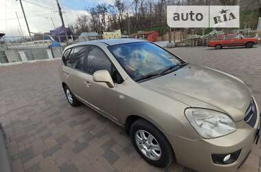 Минивэн Kia Carens 2008 в Николаеве