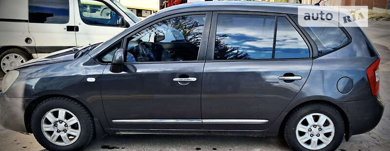 Kia Carens 2008