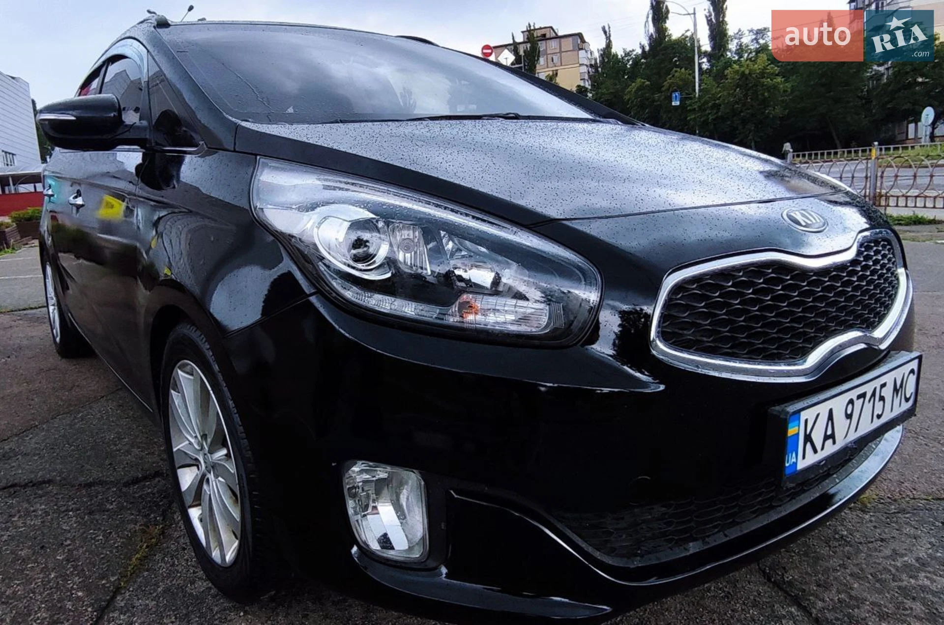 2013 Kia Carens - фото 1