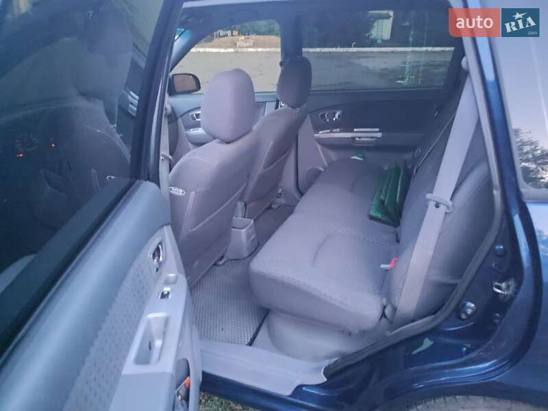 Мінівен Kia Carens 2006 в Бердичеві