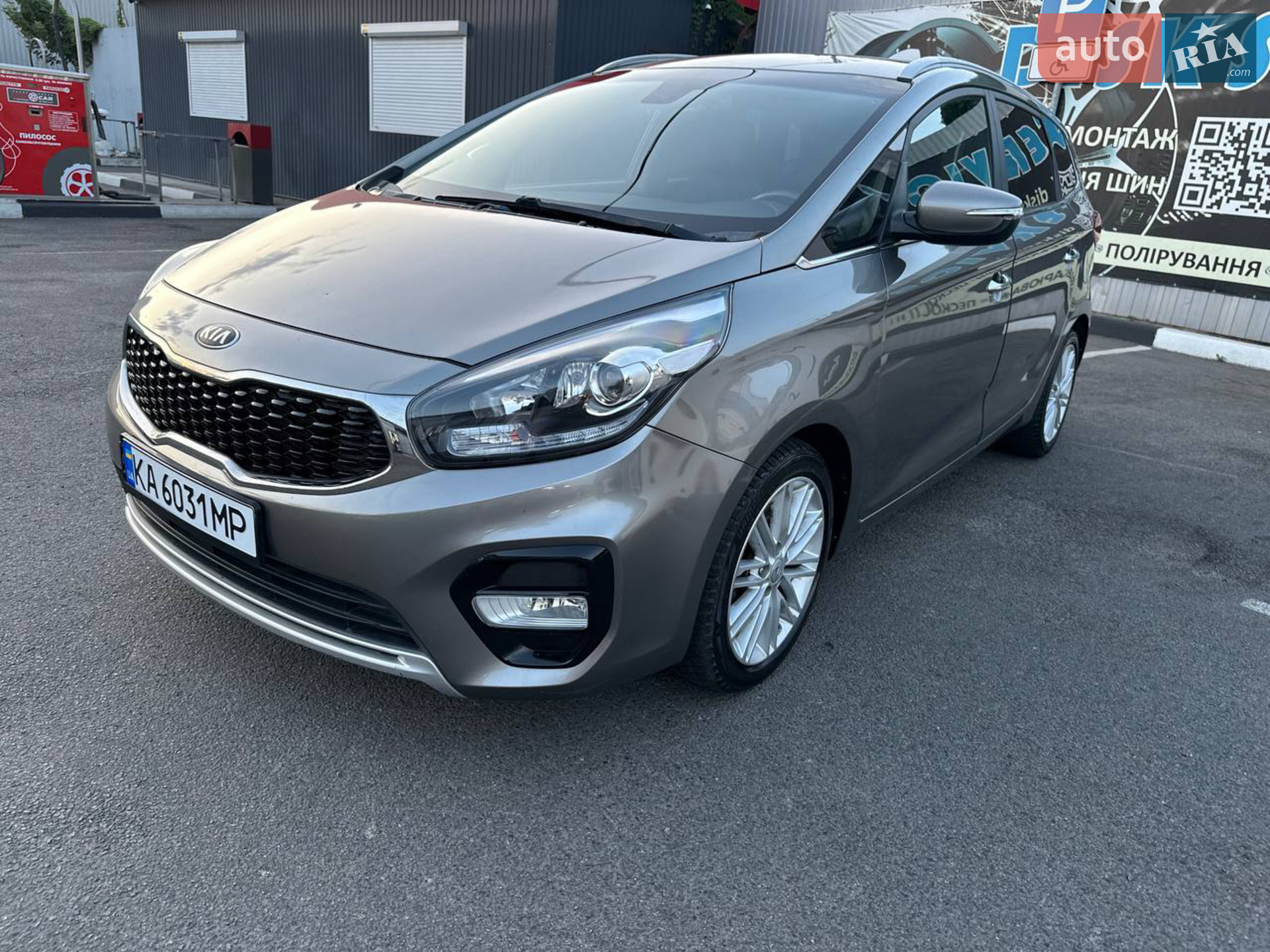 2017 Kia Carens - мініатюра 2