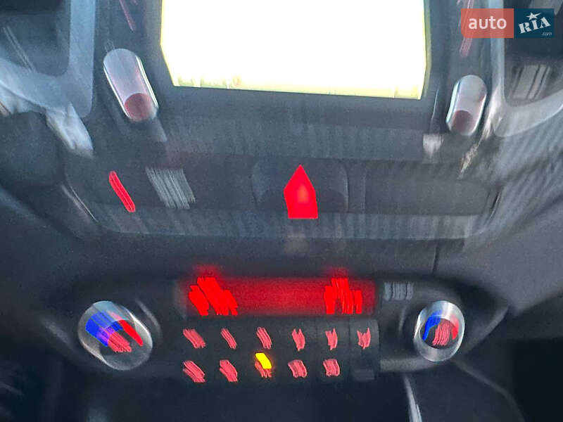 Мікровен Kia Carens 2017 в Києві