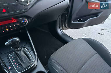 Мікровен Kia Carens 2017 в Києві