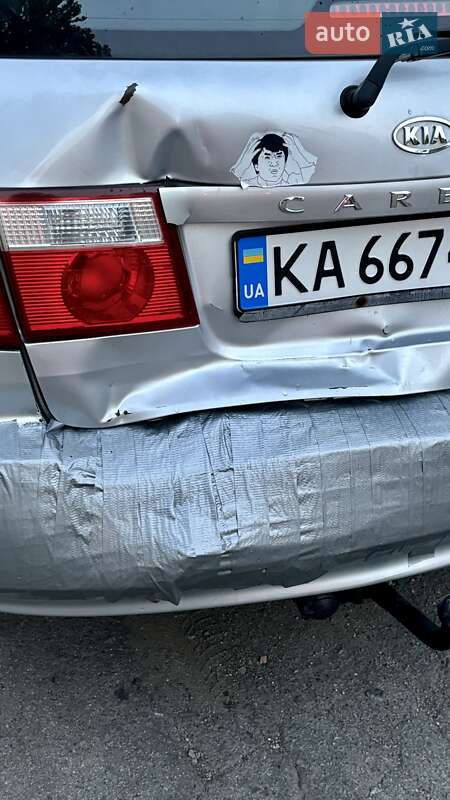 Мінівен Kia Carens 2006 в Києві