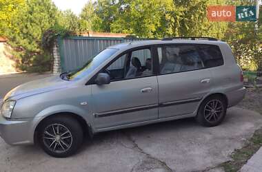 Минивэн Kia Carens 2002 в Обухове