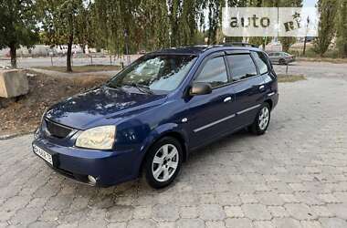 Мінівен Kia Carens 2004 в Миколаєві