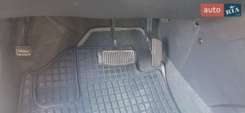 Мікровен Kia Carens 2012 в Шептицькому