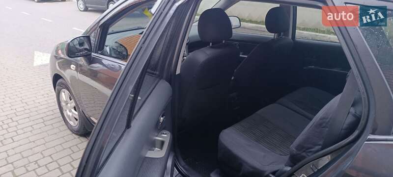 Мінівен Kia Carens 2008 в Одесі