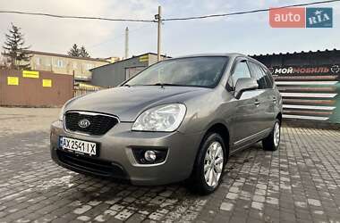 Kia Carens 2011