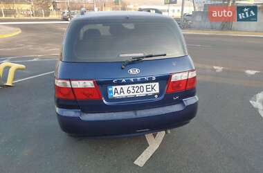 Минивэн Kia Carens 2006 в Киеве