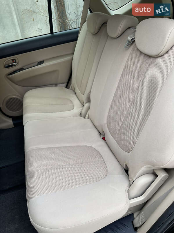 Мікровен Kia Carens 2011 в Броварах