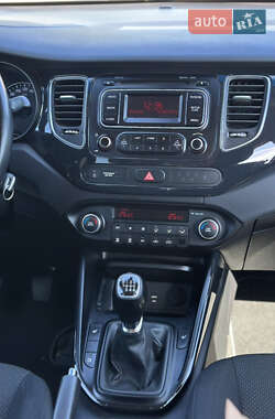 Микровэн Kia Carens 2015 в 