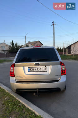 Минивэн Kia Carens 2010 в 