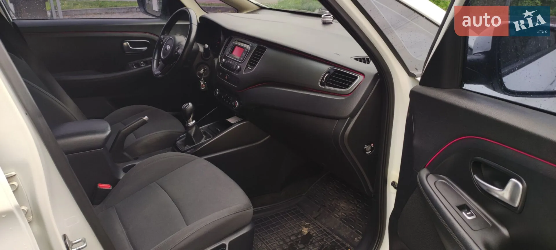 2016 Kia Carens - мініатюра 18