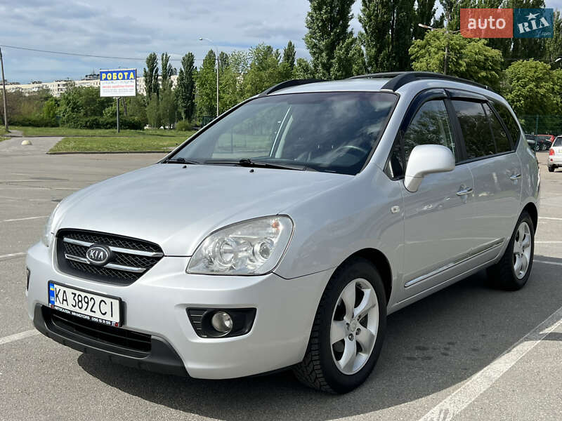 Kia Carens 2008