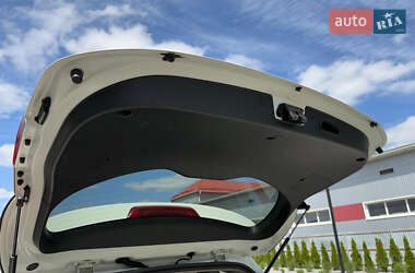 Мікровен Kia Carens 2013 в 