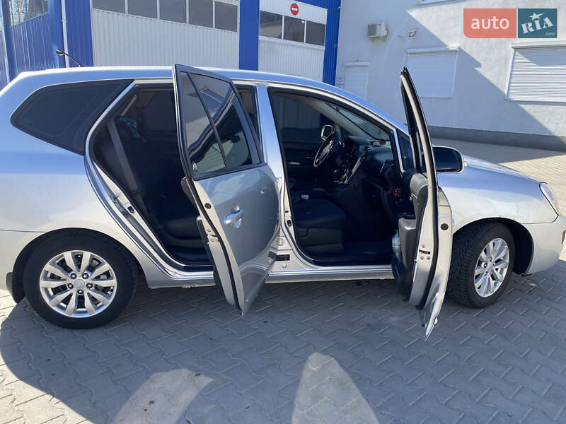 Мікровен Kia Carens 2011 в Вінниці